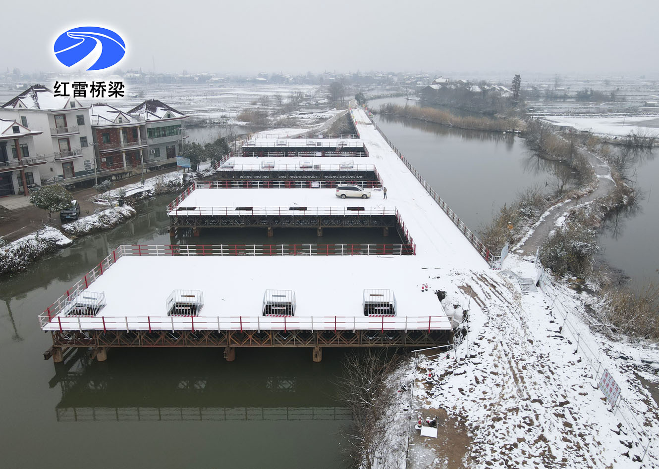 天天高速公路無為至安慶段3標鋼便橋鋼板樁支護工程